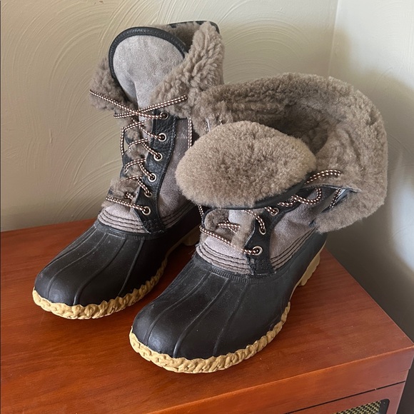 Rare limited edition LL Bean Signature shearling lined Boots Women's 10-11 NEW! - Picture 1 of 9